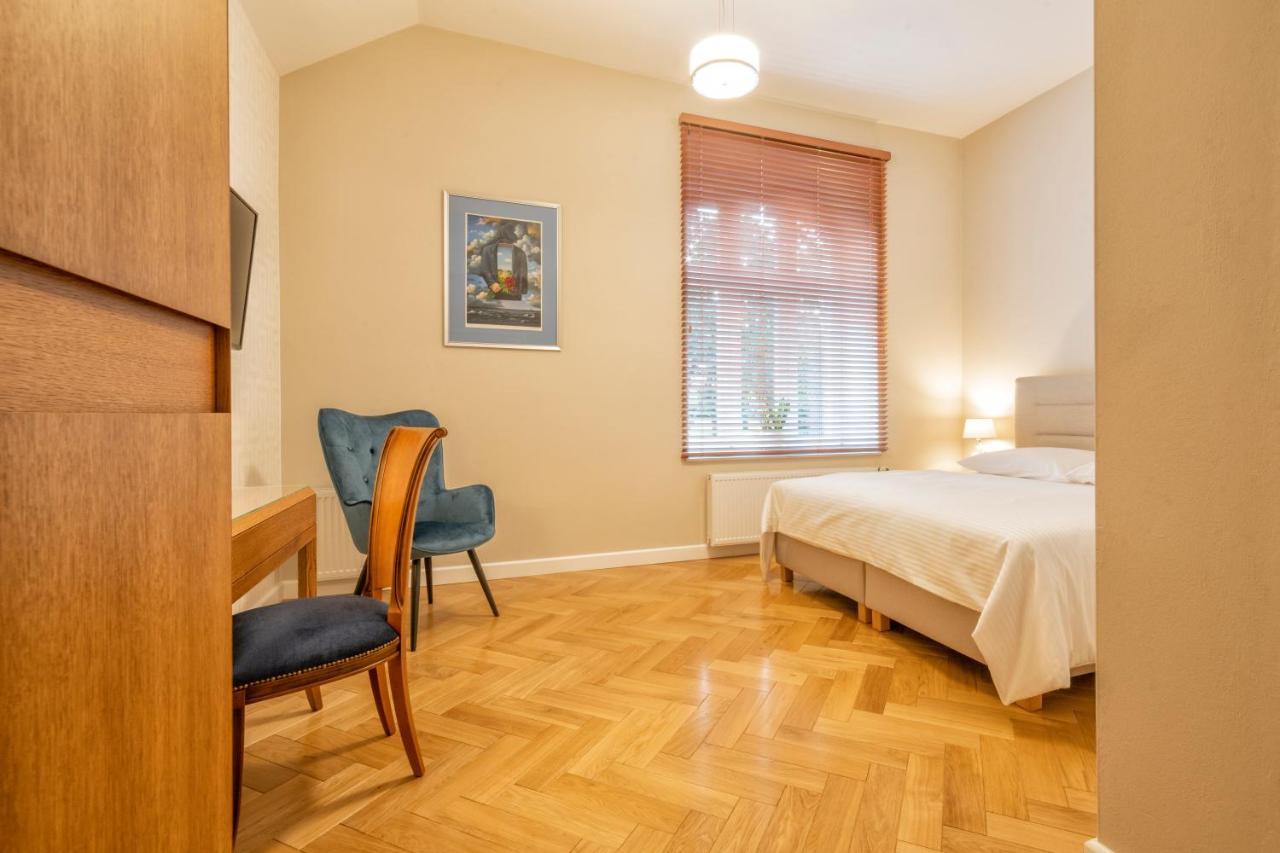 Hotel Villam 别拉瓦 外观 照片